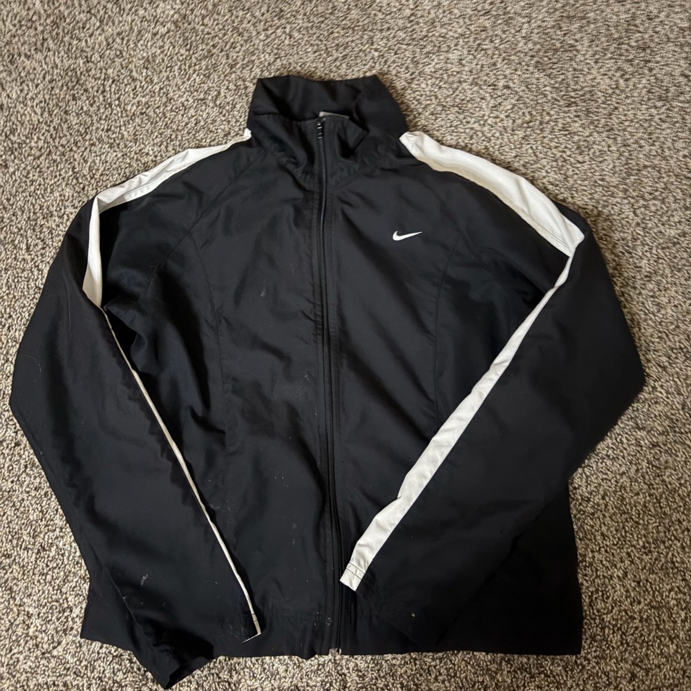 Nike Men's Black Windbreaker with White Accents